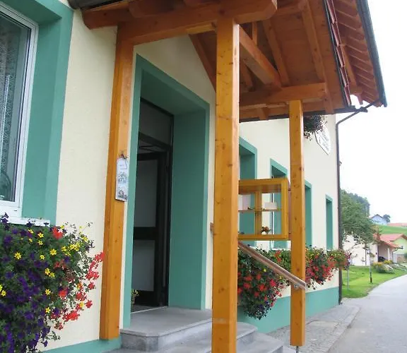 Konukevi Gasthof Greiner Julbach