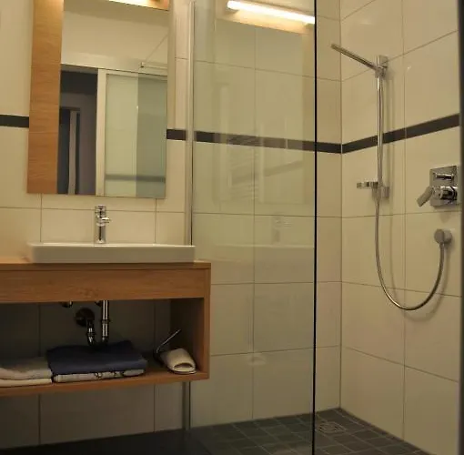 Konukevi Gasthof Greiner 3*