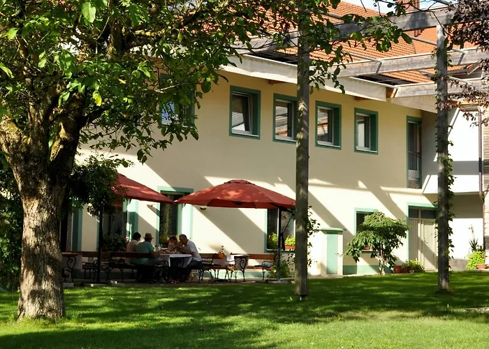 Konukevi Gasthof Greiner 3*
